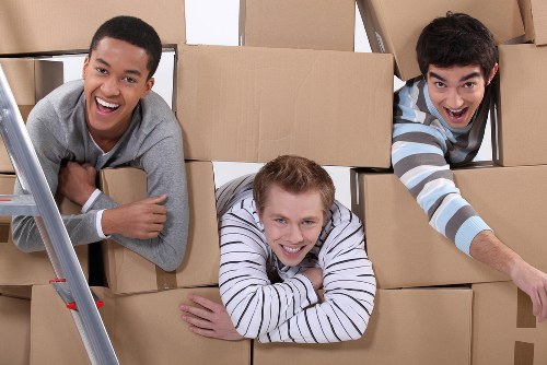 Professional packing services in West Kensington for a smooth move