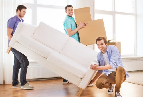 Professional moving support with van service in West Kensington