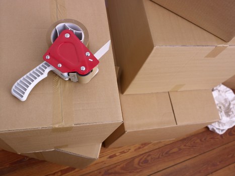 People using storage in Westkensington during a move