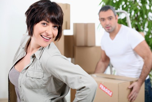 Spacious moving van suitable for Westkensington relocations